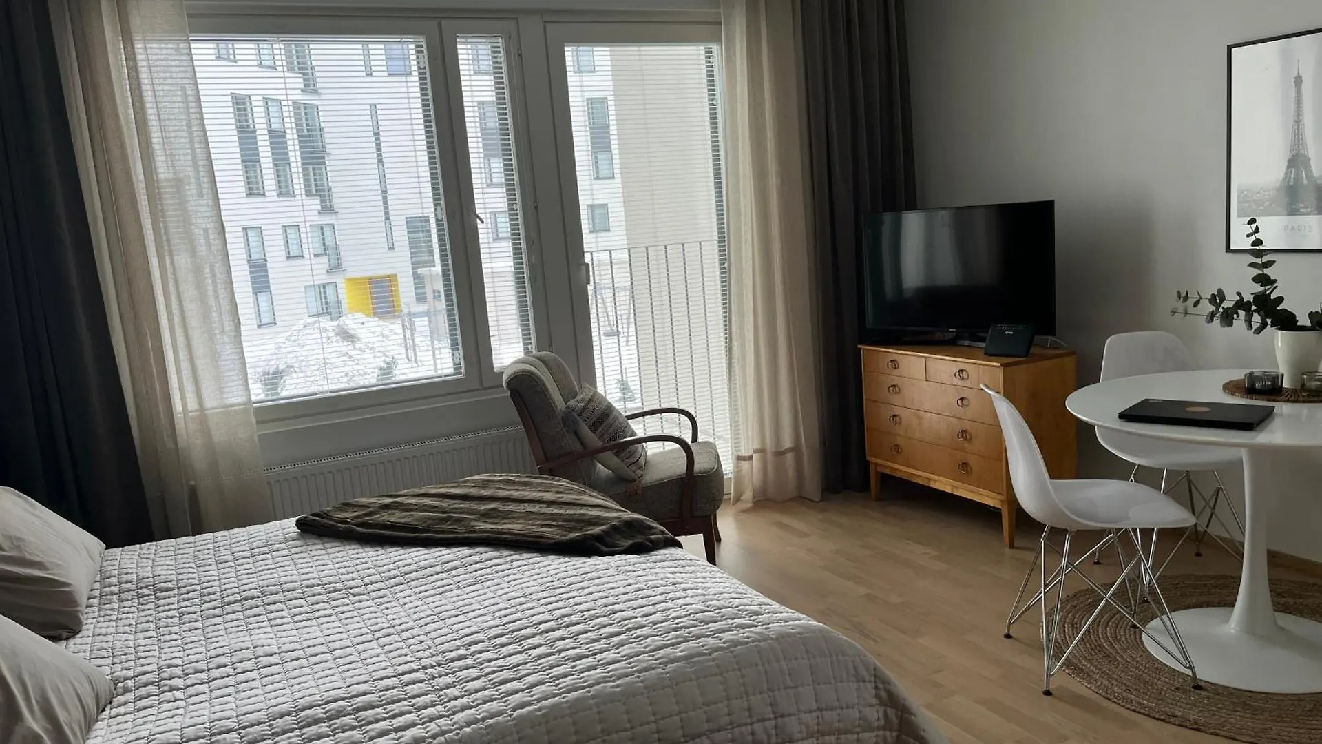 Studio Vip - Close To Airport And Tikkurila Train Station Vantaa Apartment